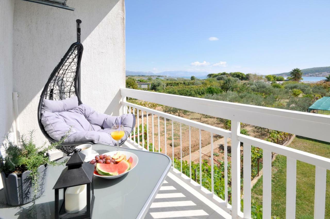 Apartmani Olive Trogir Exterior foto