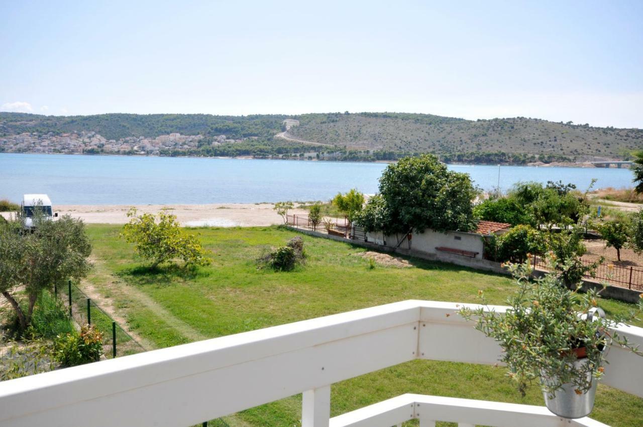 Apartmani Olive Trogir Exterior foto
