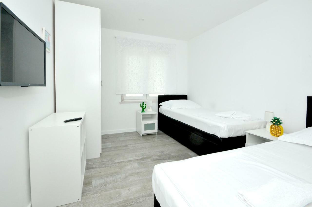 Apartmani Olive Trogir Exterior foto