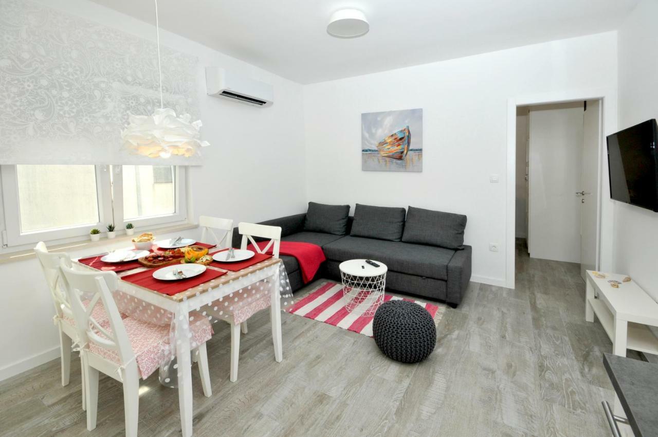 Apartmani Olive Trogir Exterior foto